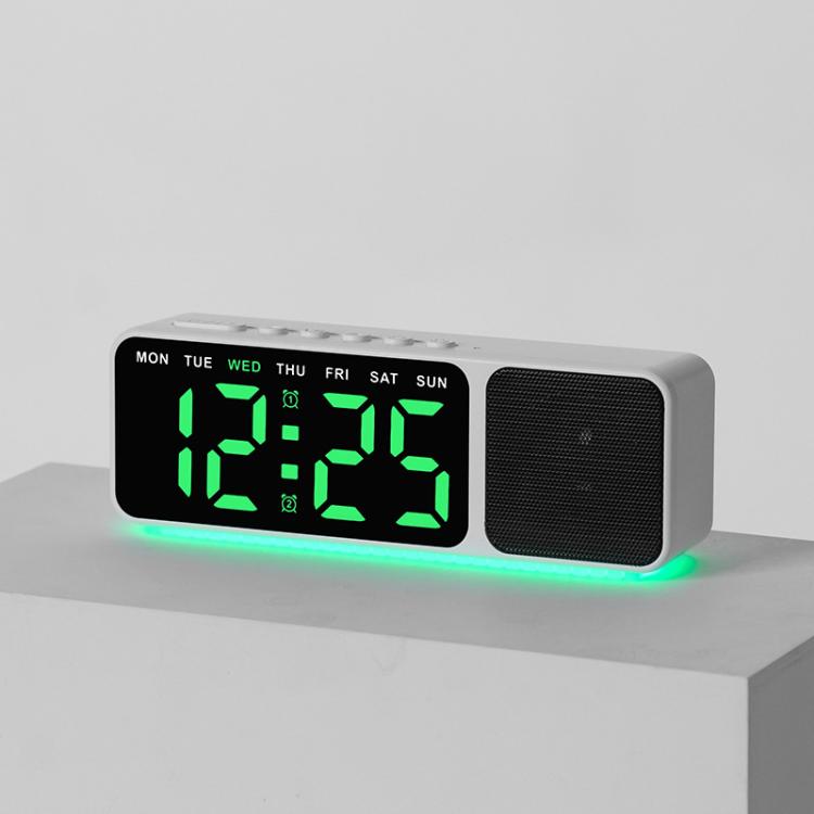 Sveglia digitale con altoparlante Bluetooth e luce notturna, ampio display a LED con data, regolazione della luminosità e doppia funzione snooze.