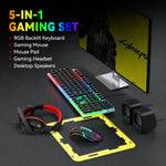 Pacchetto gaming T-WOLF 5 in 1 che include tastiera retroilluminata, mouse cablato, cuffie, altoparlanti e tappetino per mouse.