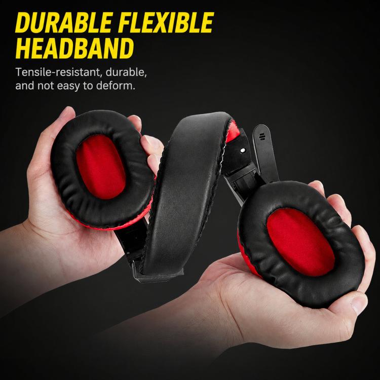 Pacchetto gaming T-WOLF 5 in 1 che include tastiera retroilluminata, mouse cablato, cuffie, altoparlanti e tappetino per mouse.
