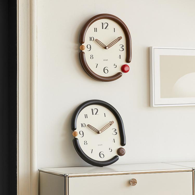 wozoom Orologio da parete ovale retrò, silenzioso, decorativo, al quarzo, Minimalist Black, 3D Design Aluminum Hands Brown, 3D Design Aluminum Hands Black, 3D Design Wooden Hands Black, 3D Design Wooden Hands Brown, 3D Design Wooden Hands Red          ...