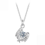 Collana a clavicola con cuore e ala in moissanite, in argento sterling S925., MSN067