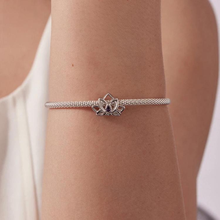 Braccialetto fai da te con perline a forma di pianta di loto e accessori in rame placcato oro bianco., YIC157