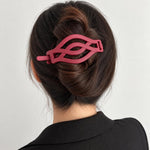 Fermagli per capelli opachi a torsione curva per donna, stile francese, ideali per acconciature raccolte.