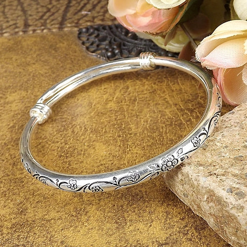 Braccialetti d'argento retrò vintage bohémien Braccialetti classici fatti a mano in argento tibetano prugna intagliato a mano