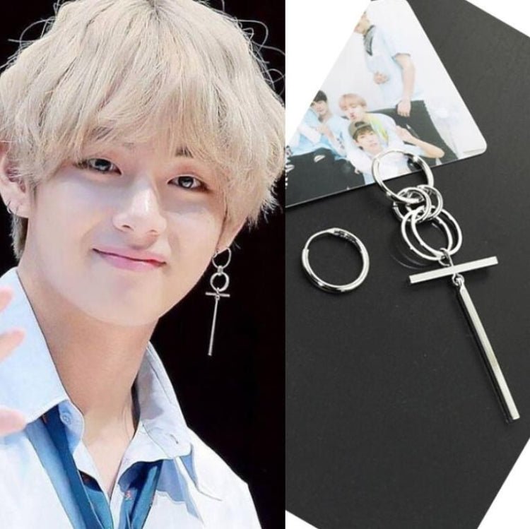 Orecchini grandi Orecchini lunghi semplici Orecchini asimmetrici
