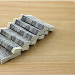 Simulazione in miniatura della casa delle bambole Un fascio di giocattoli per bambini di giornali, One Bundle of Newspaper