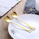 2 cucchiai in acciaio inox, cucchiaini da caffè portatili in metallo, stoviglie creative per regali per feste di matrimonio, a forma di cuore, Silver Single Hole Love, Silver Porous Love, Gold Single Hole Love, Rose Gold Porous Love, Blue Porous Love  ...