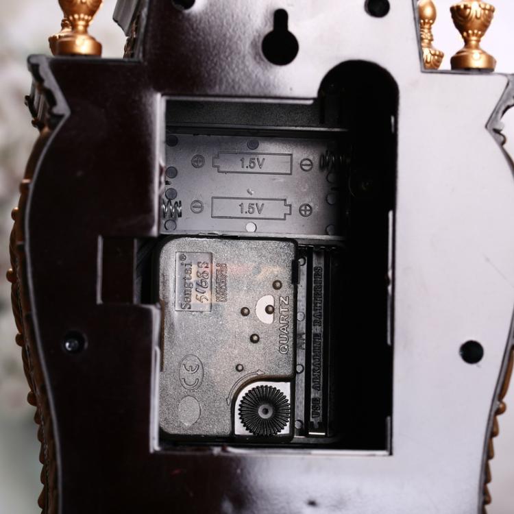 Sveglia Orologio vintage Classico Royalty Salotto Mobile TV Scrivania Arredamento imperiale Orologio a pendolo seduto creativo