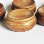 Ornamenti con base in legno Wenwan con sfera di cristallo, Rosewood 2×2.5cm, Rosewood 2.5×2.5cm, Rosewood 3×2.5cm, Rosewood 3.5×2.5cm, Rosewood 4×2.5cm, Rosewood 4.5×2.5cm, Rosewood 5×2.5cm, Black Elm 2×2.5cm, Black Elm 2.5×2.5cm, Black Elm 3×2.5cm    ...