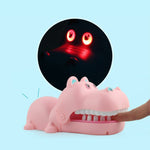 Cartoon Creative Hippo Shape Bite Hand Novità Giocattoli ingannevoli con luce e musica, consegna a colori casuale, Hippo
