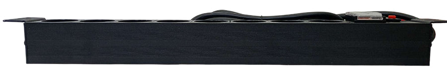 Multipresa 8 posti Schuko per armadio rack 19" con interruttore luminoso E6000